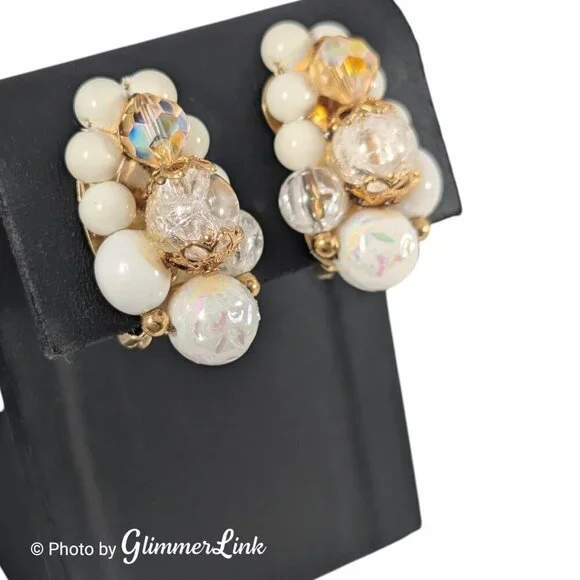 Vintage Multi Beaded Ear Climber Cluster Gold Tone Mid-Century Clip On Earrings - Picture 2 of 11